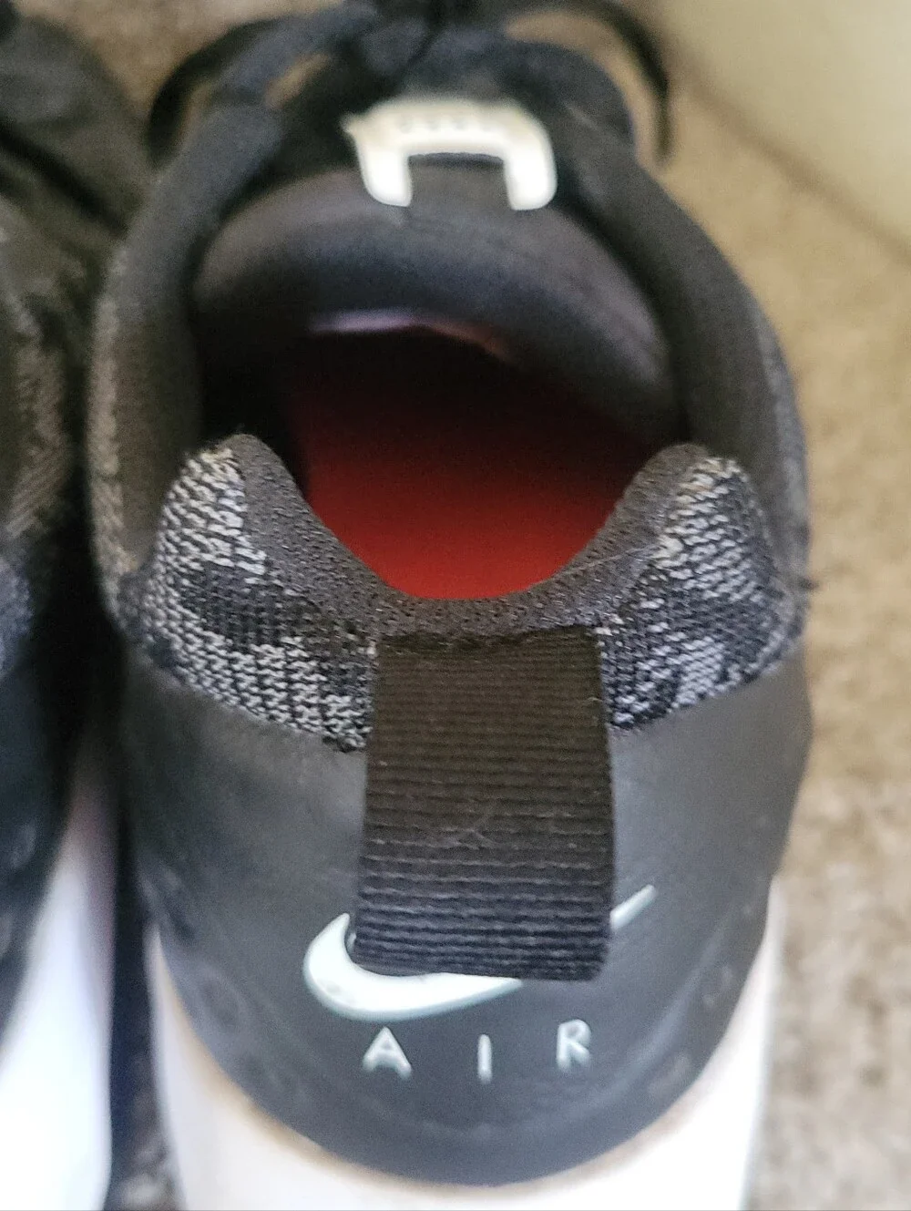 Nike Women's Air Max Motion LW ENG sneakers Size 6.5